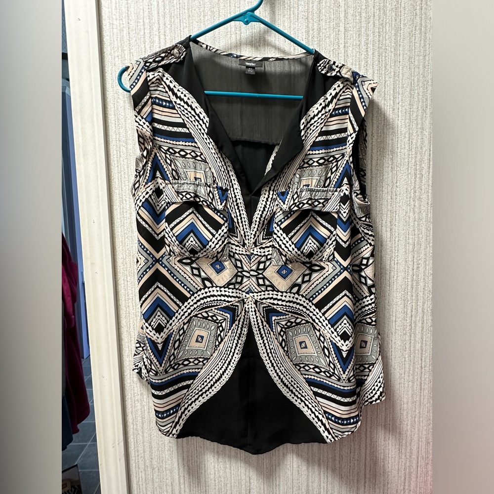 Mossimo dressy shirt size Medium